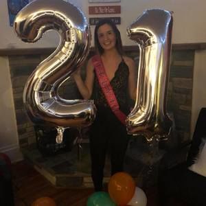 Meet your Posher, Maria